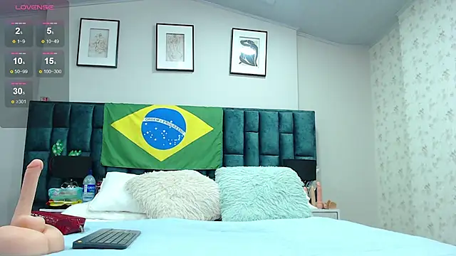 Snapshot of La_crespa_Xx_ chatting on January 22, 12:27 pm La crespa Xx online show from January 22, 12:27 pm