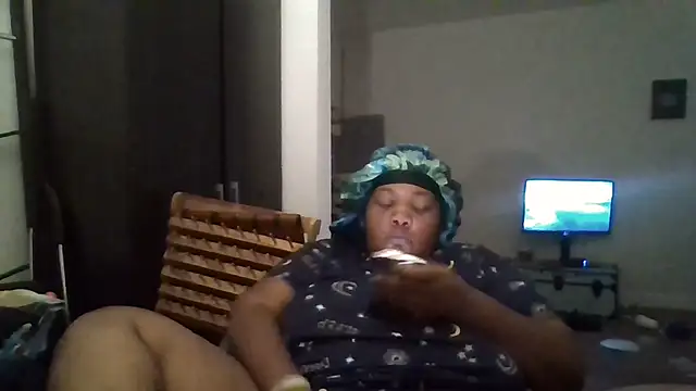 Snapshot of Kbaby337 chatting on November 20, 7:19 am Kbaby337 online show from November 20, 7:19 am