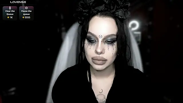 Snapshot of alexx_succubus chatting on April 7, 5:46 pm alexx succubus online show from April 7, 5:46 pm