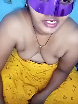 Snapshot of telugu_indhu_0001 chatting on December 25, 5:37 pm telugu indhu 0001 online show from December 25, 5:37 pm