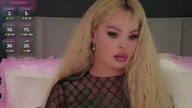 Marussia luxury online show from January 3, 9:15 am