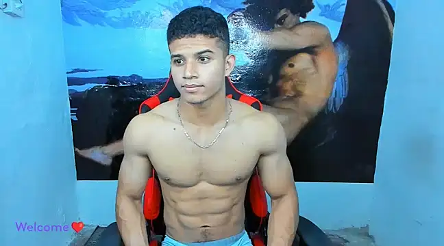 oliver thompsson7 online show from December 26, 10:41 pm