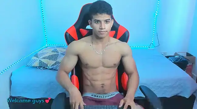 oliver thompsson7 online show from January 9, 1:56 pm