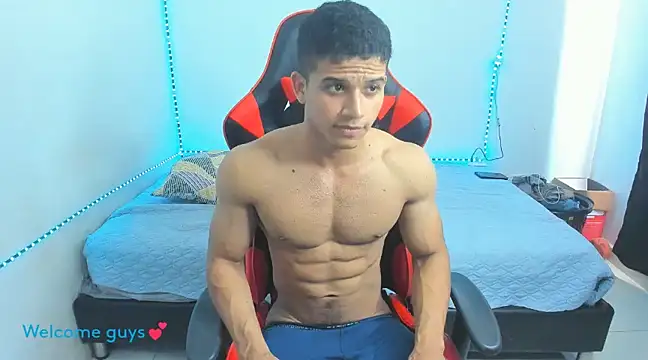 oliver thompsson7 online show from January 28, 6:39 pm