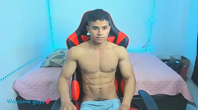 oliver thompsson7 online show from February 23, 9:26 pm