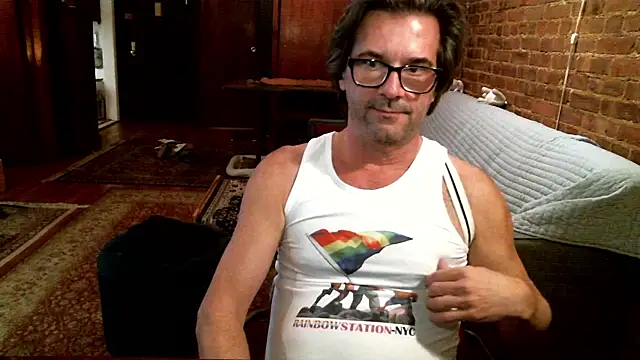 Johnny Bottoms online show from February 11, 11:54 pm