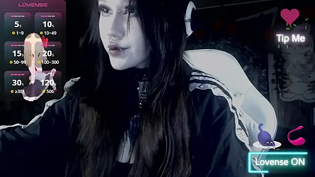 chloe crystall killer online show from March 24, 6:40 am