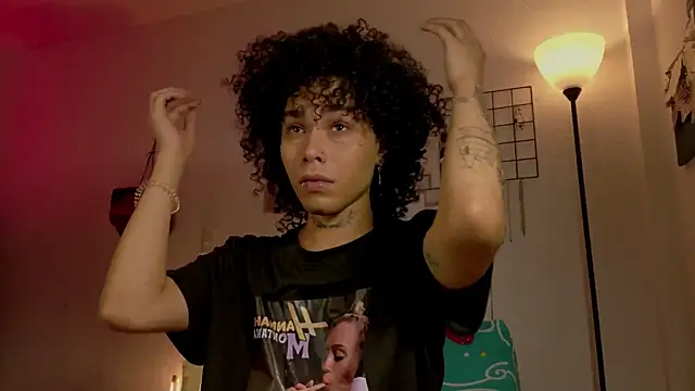 Snapshot of seven7xis chatting on February 27, 4:12 am seven7xis online show from February 27, 4:12 am