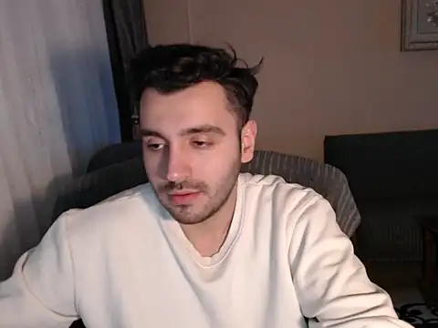 handsomeee04 online show from November 13, 10:08 pm