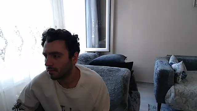 Snapshot of handsomeee04 chatting on April 24, 2:30 pm handsomeee04 online show from April 24, 2:30 pm
