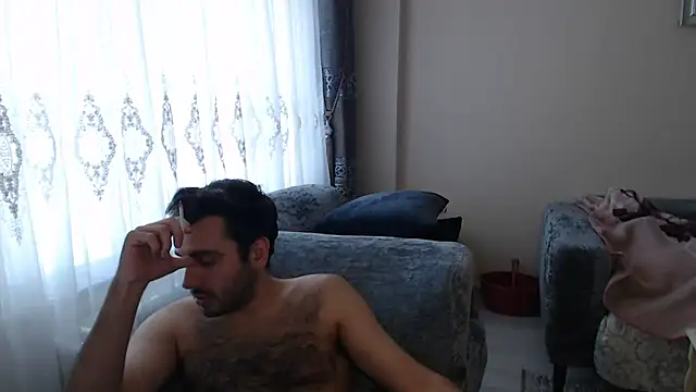 Snapshot of handsomeee04 chatting on April 26, 3:59 am handsomeee04 online show from April 26, 3:59 am