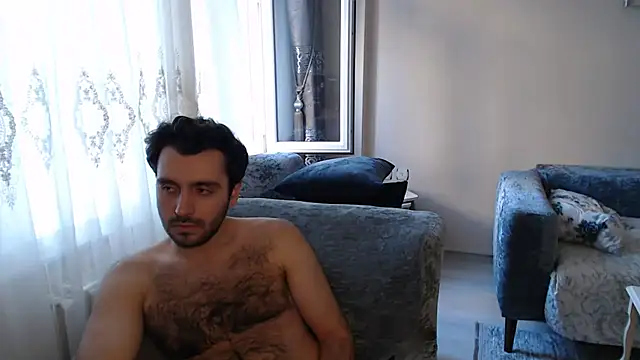 Snapshot of handsomeee04 chatting on April 26, 4:04 pm handsomeee04 online show from April 26, 4:04 pm