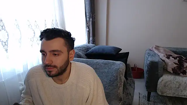 Snapshot of handsomeee04 chatting on May 2, 3:55 am handsomeee04 online show from May 2, 3:55 am