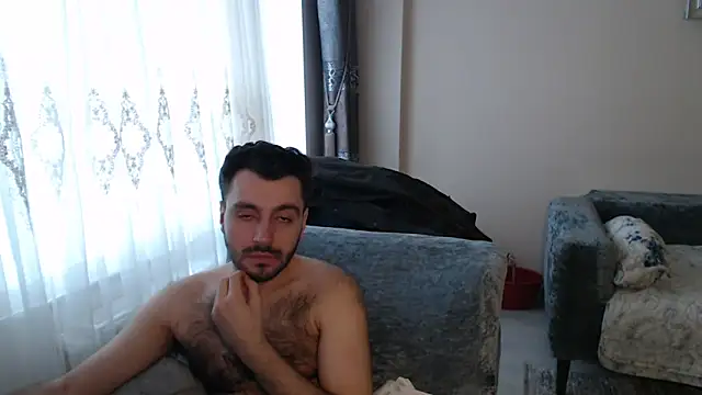 Snapshot of handsomeee04 chatting on May 3, 5:02 am handsomeee04 online show from May 3, 5:02 am