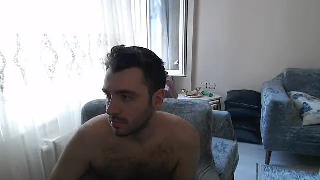 Snapshot of handsomeee04 chatting on May 11, 11:27 am handsomeee04 online show from May 11, 11:27 am