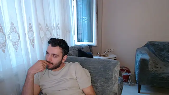 Snapshot of handsomeee04 chatting on May 22, 3:13 am handsomeee04 online show from May 22, 3:13 am