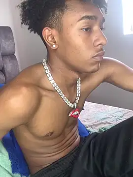 Snapshot of Boy_cock18 chatting on December 24, 2:33 pm Boy cock18 online show from December 24, 2:33 pm