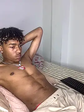 Snapshot of Boy_cock18 chatting on January 2, 2:33 am Boy cock18 online show from January 2, 2:33 am