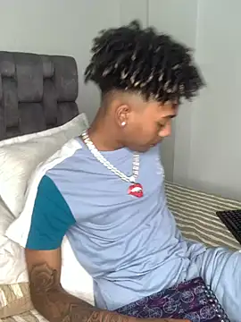 Snapshot of Boy_cock18 chatting on February 26, 1:32 am Boy cock18 online show from February 26, 1:32 am