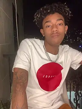 Snapshot of Boy_cock18 chatting on March 6, 5:57 am Boy cock18 online show from March 6, 5:57 am