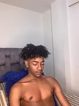 Snapshot of Boy_cock18 chatting on March 19, 9:49 am Boy cock18 online show from March 19, 9:49 am