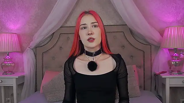 Snapshot of SashaMeow chatting on February 2, 3:27 am SashaMeow online show from February 2, 3:27 am