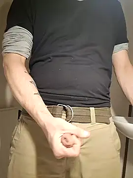 Snapshot of koudelka2322 chatting on January 17, 7:08 am koudelka2322 online show from January 17, 7:08 am