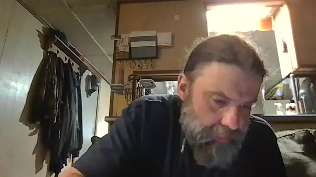 zaneporter46 online show from April 3, 11:58 pm