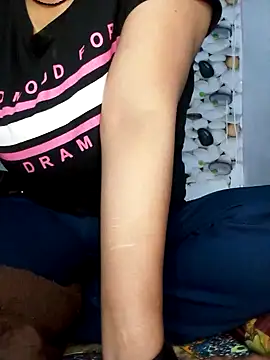 Snapshot of Riyashahi1 chatting on February 19, 6:54 pm Riyashahi1 online show from February 19, 6:54 pm