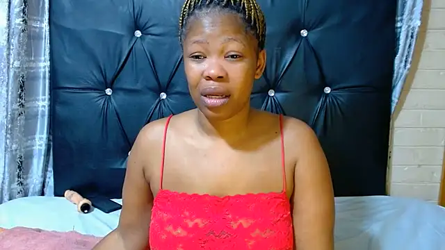 Snapshot of EROTIC_BARBIE28 chatting on June 20, 4:37 am EROTIC BARBIE28 online show from June 20, 4:37 am