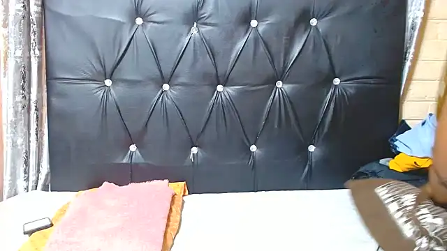 Snapshot of EROTIC_BARBIE28 chatting on July 4, 12:33 pm EROTIC BARBIE28 online show from July 4, 12:33 pm