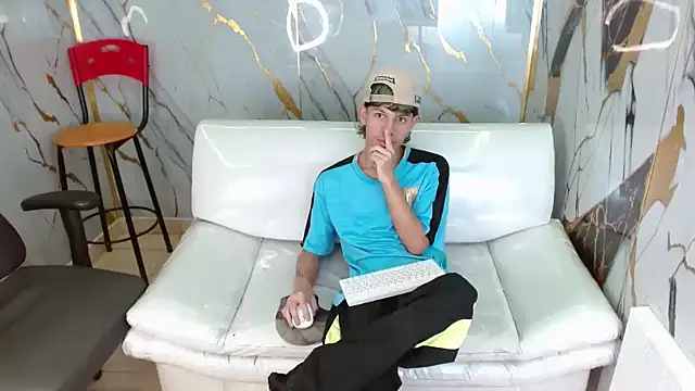 andy dan18 online show from April 17, 7:50 pm