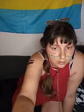 Snapshot of Heleneecesmecs2 chatting on June 6, 7:07 pm Heleneecesmecs2 online show from June 6, 7:07 pm