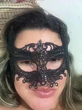 Snapshot of Casadadelicia26 chatting on December 19, 6:09 am Casadadelicia26 online show from December 19, 6:09 am