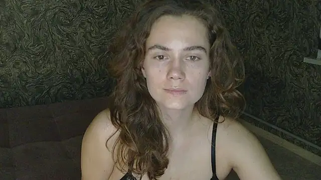 Snapshot of CurlyNed chatting on January 14, 2:43 pm CurlyNed online show from January 14, 2:43 pm