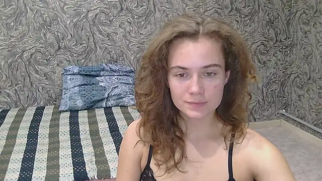 Snapshot of CurlyNed chatting on January 27, 2:35 pm CurlyNed online show from January 27, 2:35 pm