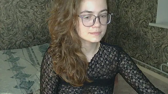 Snapshot of CurlyNed chatting on February 3, 3:49 pm CurlyNed online show from February 3, 3:49 pm