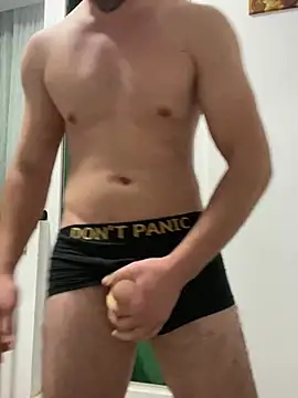 Snapshot of couplehot992 chatting on December 26, 7:38 pm couplehot992 online show from December 26, 7:38 pm