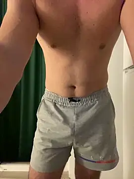 Snapshot of couplehot992 chatting on December 27, 5:05 pm couplehot992 online show from December 27, 5:05 pm