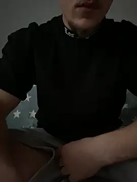 Snapshot of couplehot992 chatting on January 13, 1:39 pm couplehot992 online show from January 13, 1:39 pm