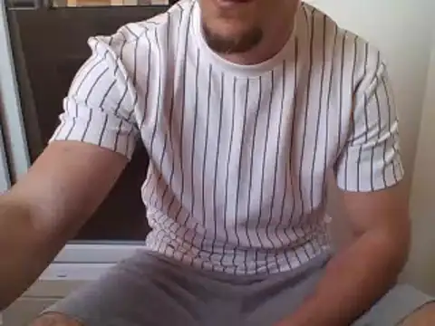 Snapshot of couplehot992 chatting on March 8, 10:00 am couplehot992 online show from March 8, 10:00 am