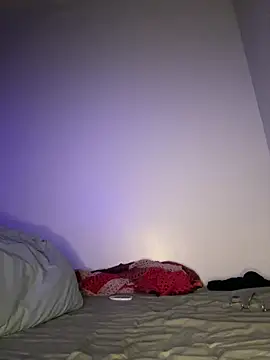 Snapshot of _dwhorekin_ chatting on February 23, 8:22 pm dwhorekin online show from February 23, 8:22 pm