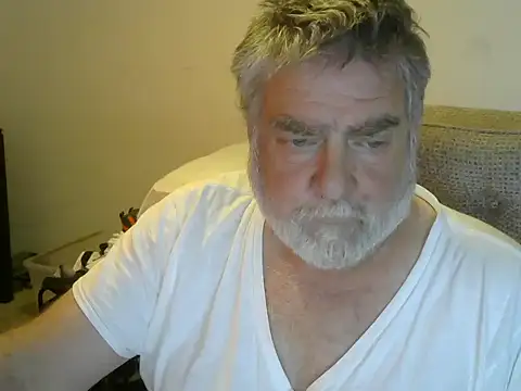 viejo oso online show from September 21, 3:35 pm