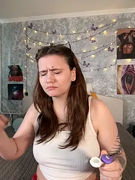 Sabrina shells online show from November 22, 9:52 am