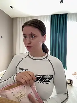 Sabrina shells online show from April 9, 8:09 am