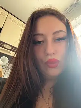 Snapshot of AndreaMood chatting on May 13, 3:37 am AndreaMood online show from May 13, 3:37 am