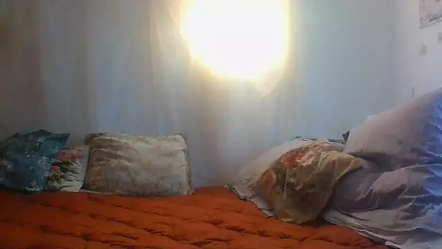 Snapshot of BELLAMORGANE1 chatting on January 30, 4:13 pm BELLAMORGANE1 online show from January 30, 4:13 pm