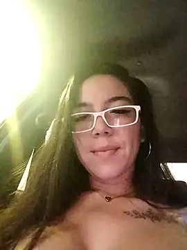 Snapshot of StarSex22 chatting on January 21, 8:43 pm StarSex22 online show from January 21, 8:43 pm