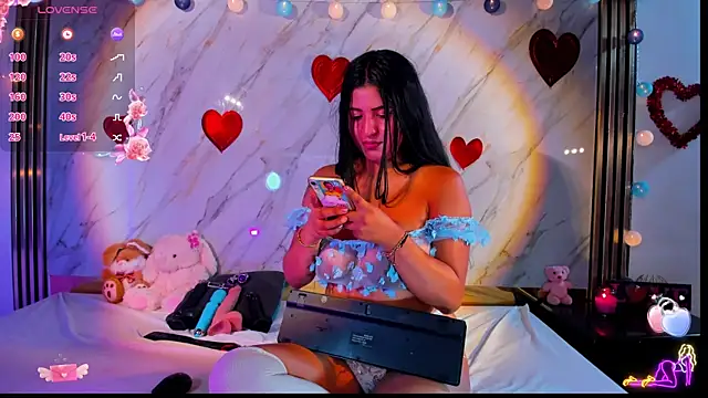 Snapshot of Lana_Parker_01 chatting on July 13, 2:47 am Lana Parker 01 online show from July 13, 2:47 am
