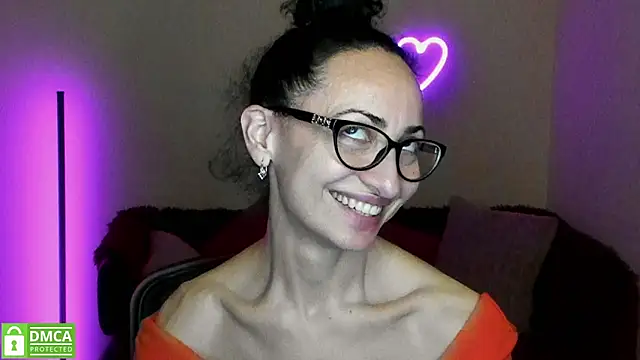 Arianasweety23 online show from March 18, 12:38 am